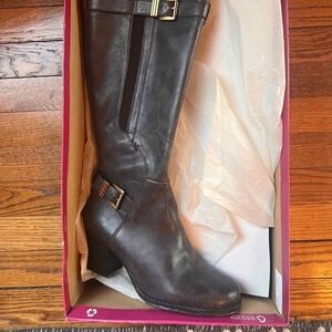 BRAND NEW WITH BOX Naturalizers Trebble In Black/ Grey Heeled Boots 8.5 M